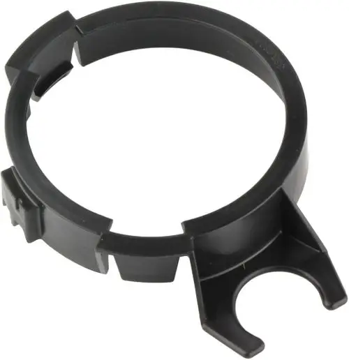 Schwarze Fixierklemme von Bosch, kreisförmig mit einer Öffnung und einem seitlichen Ansatz für die Befestigung. Ideal zur Fixierung von Komponenten.